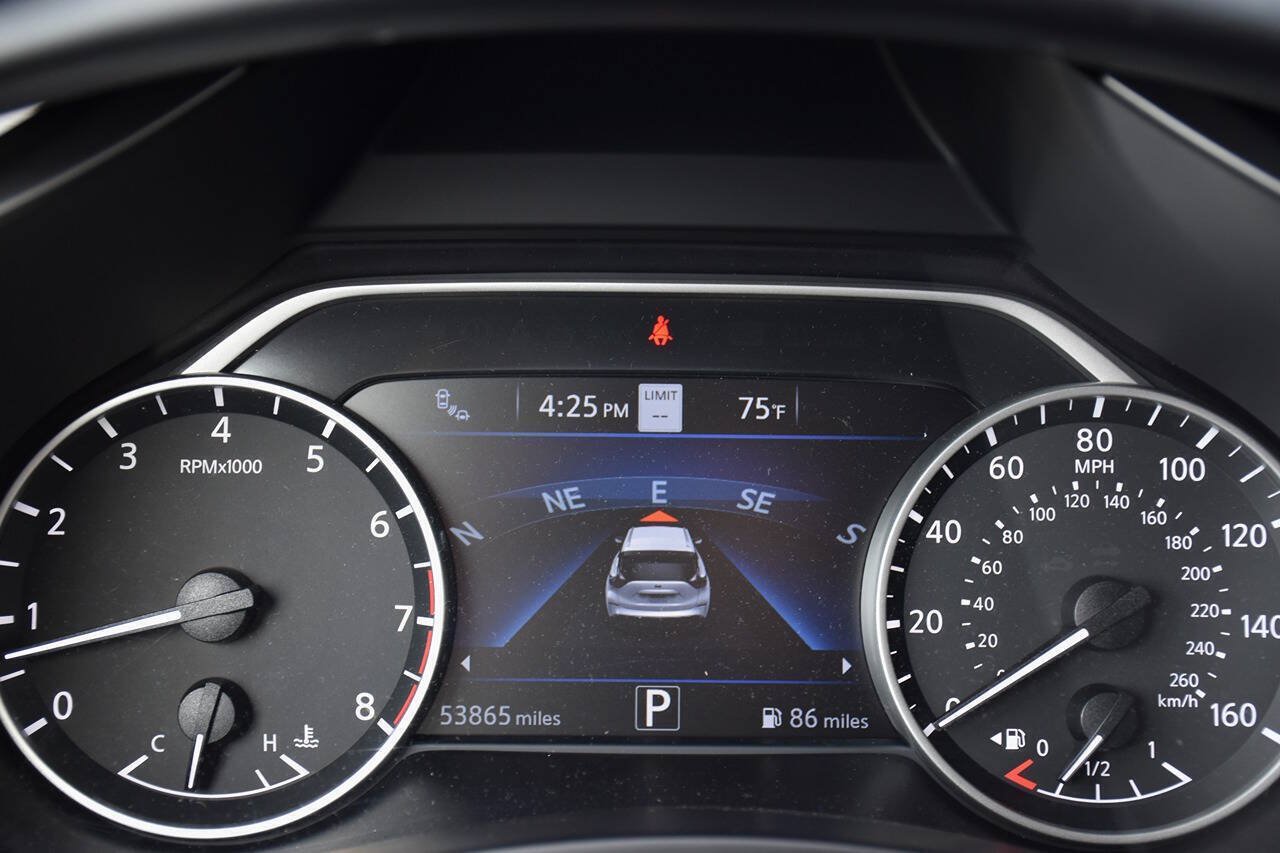 Used 2020 Nissan Murano Platinum w/ Cargo Package FWD image 23