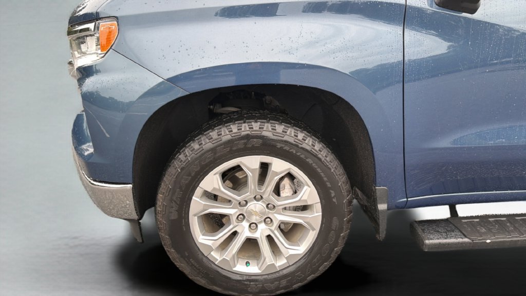 Used 2024 Chevrolet Silverado 1500 LTZ AWD/4WD image 39