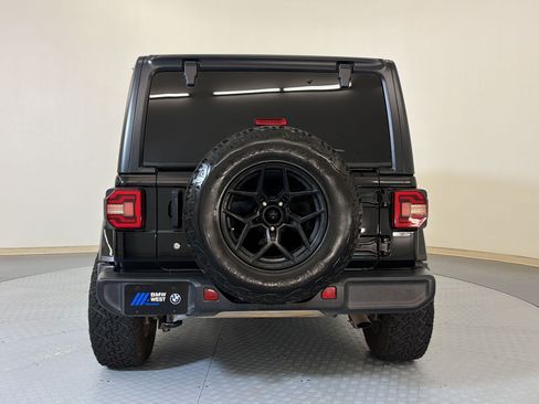 Used 2020 Jeep Wrangler Unlimited Sahara AWD/4WD image 10