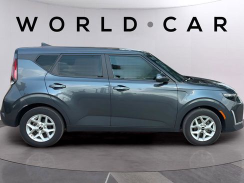 Used 2024 Kia Soul LX w/ Option Group 015 image 6