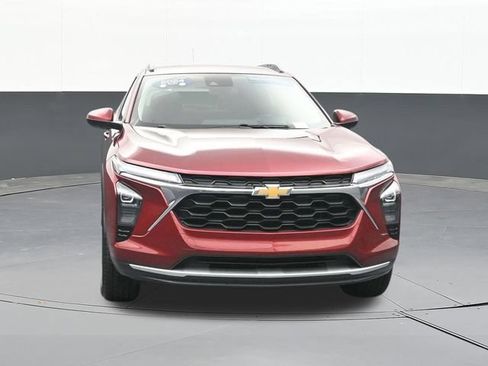 Used 2024 Chevrolet Trax LT w/ LT Convenience Package FWD image 20
