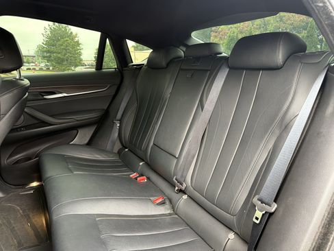 Used 2018 BMW X6 sDrive35i RWD image 8