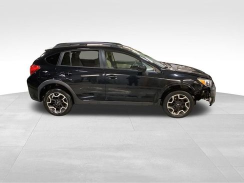 Used 2017 Subaru Crosstrek 2.0i Premium image 5