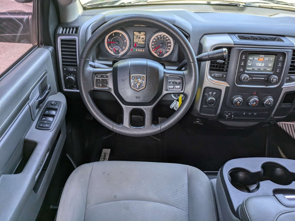Used 2018 RAM 3500 SLT AWD/4WD image 16