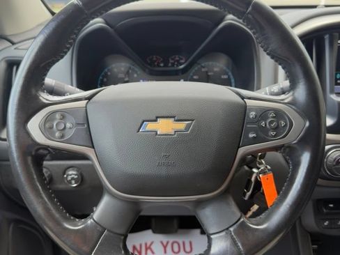 Used 2018 Chevrolet Colorado Z71 AWD/4WD image 18