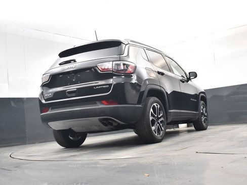 Used 2022 Jeep Compass Limited image 24