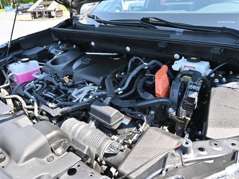 Used 2021 Toyota RAV4 XSE AWD/4WD image 46