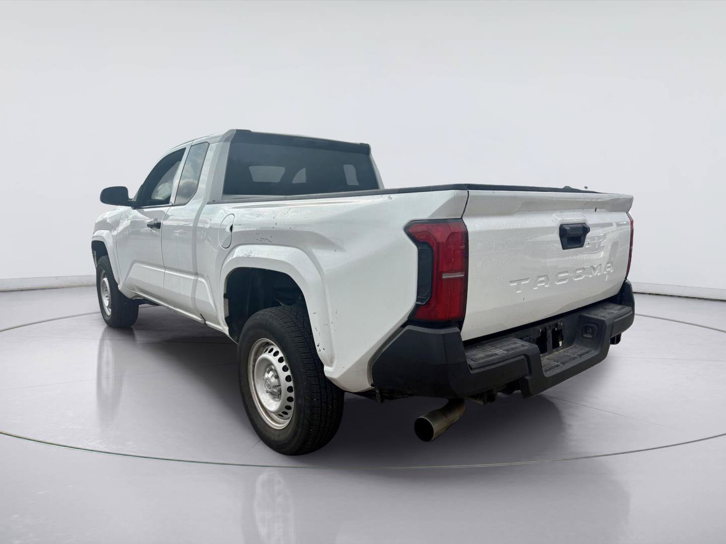 Used 2025 Toyota Tacoma SR RWD image 3
