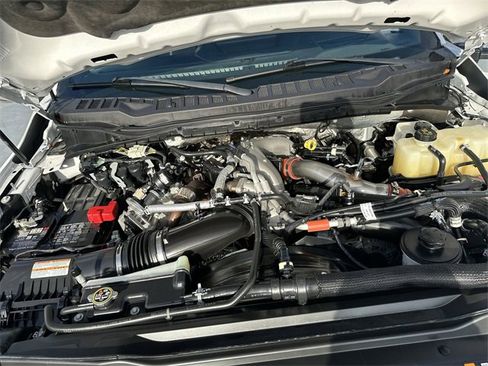 Used 2023 Ford F450 Platinum image 18