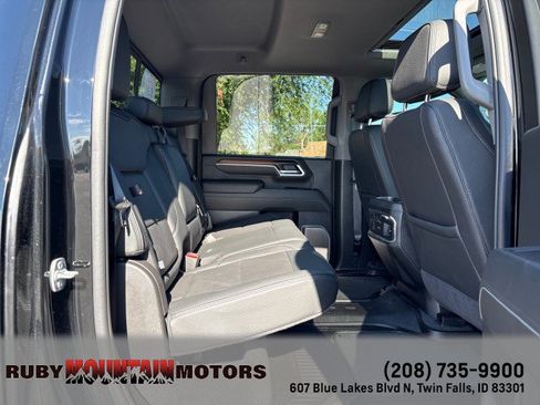 Used 2025 GMC Sierra 3500 Denali w/ Denali Reserve Package AWD/4WD image 22