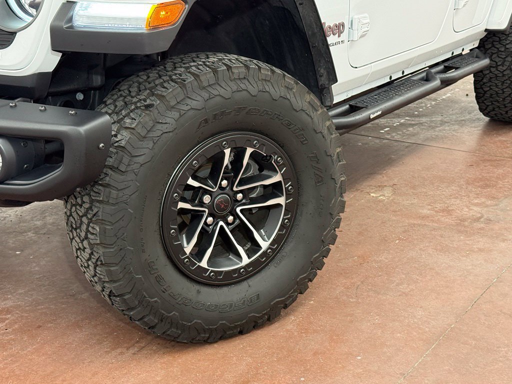 Used 2026 Jeep Wrangler Unlimited Rubicon AWD/4WD image 21