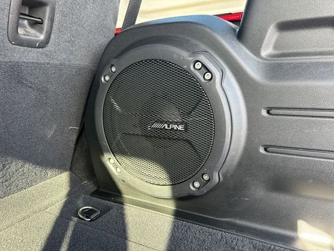 Used 2021 Jeep Wrangler Unlimited Rubicon image 10