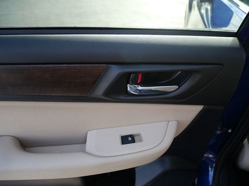 Used 2017 Subaru Outback 2.5i Limited image 22