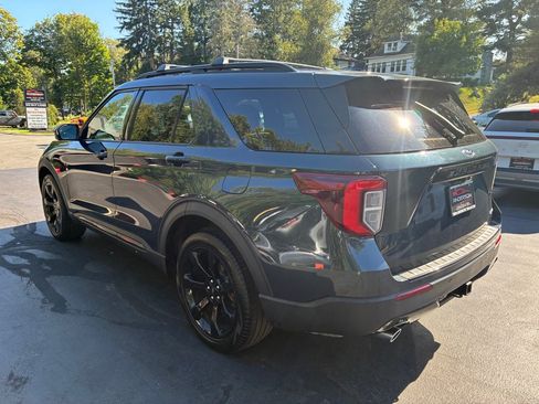 Used 2023 Ford Explorer ST-Line w/ Class IV Trailer Tow Package AWD/4WD image 10