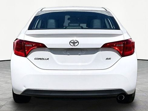 Used 2018 Toyota Corolla SE image 4