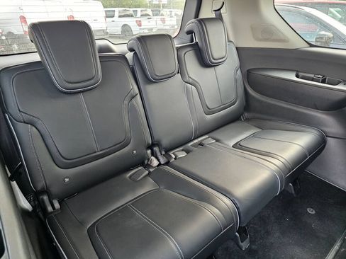 Used 2025 INFINITI QX80 Sensory AWD/4WD image 18