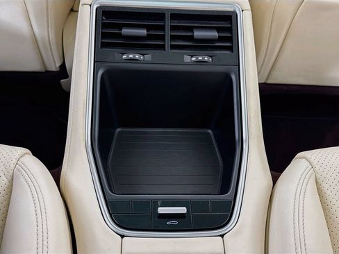 Certified 2018 Porsche Panamera 4 AWD/4WD image 26