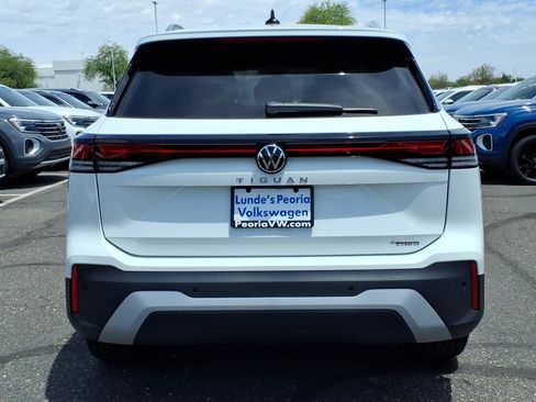 New 2026 Volkswagen Tiguan S AWD/4WD image 5