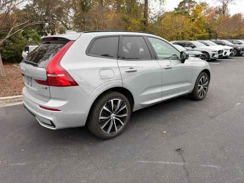 Certified 2025 Volvo XC60 B5 Plus image 14