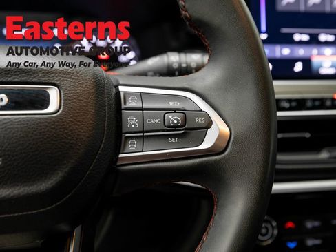 Used 2023 Jeep Compass Trailhawk image 29