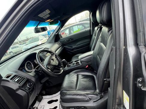 Used 2012 Ford Explorer XLT image 9