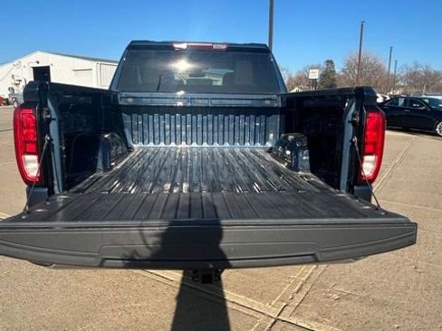 Used 2020 GMC Sierra 1500 SLE image 5