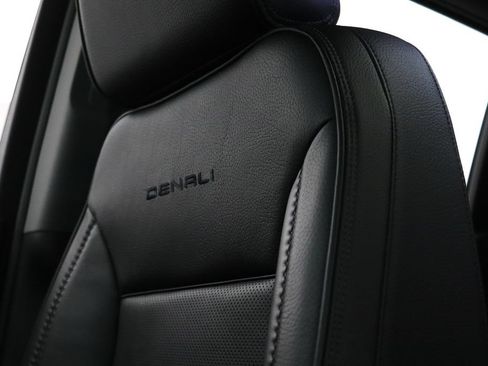 Certified 2024 GMC Sierra 1500 Denali AWD/4WD image 11