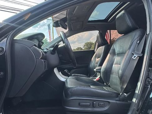 Used 2016 Honda Accord Touring image 11