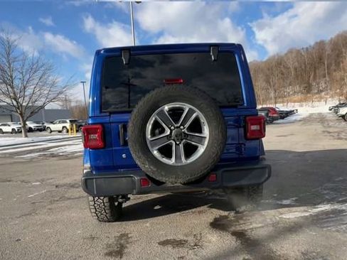 Used 2020 Jeep Wrangler Unlimited Sahara AWD/4WD image 7