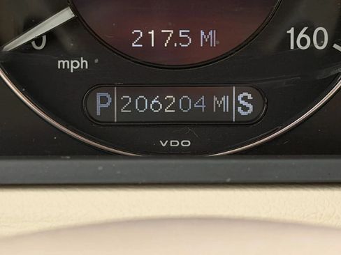 Used 2006 Mercedes-Benz E 320 CDI Sedan image 14