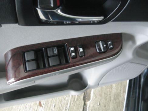 Used 2012 Toyota Camry XLE image 13