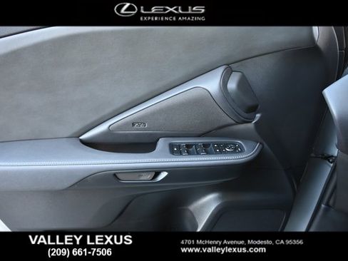 Used 2024 Lexus TX 350 350 Luxury image 17