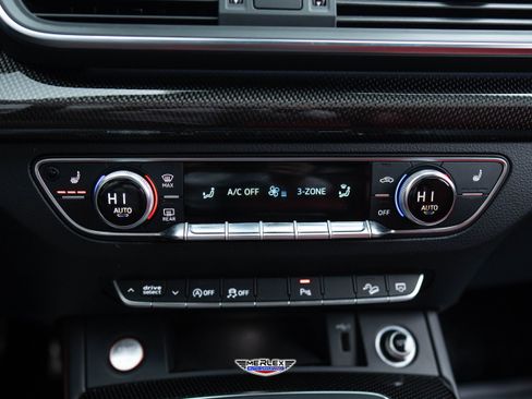 Used 2018 Audi SQ5 Prestige w/ Prestige Package image 35