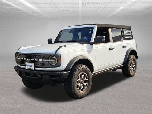 Used 2022 Ford Bronco Badlands AWD/4WD image 3