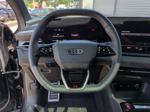 Certified 2025 Audi SQ6 e-tron Prestige w/ Black Optic Package AWD/4WD image 16
