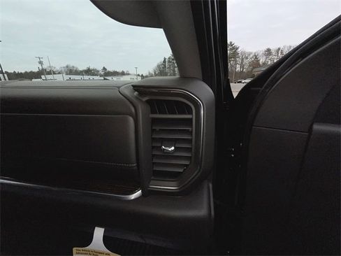 New 2026 GMC Sierra 1500 Elevation image 29