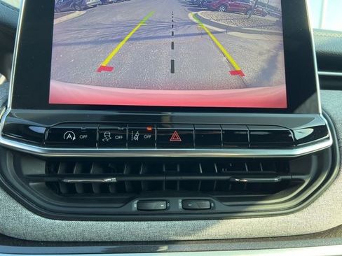 Used 2023 Jeep Compass Latitude image 20