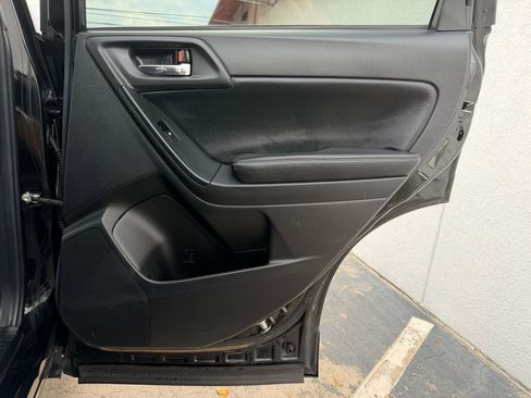 Used 2014 Subaru Forester 2.0XT Premium image 23