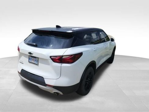 Used 2019 Chevrolet Blazer LT image 3