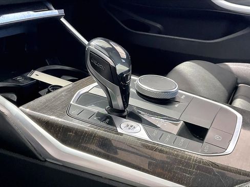 Used 2020 BMW 330i Sedan w/ Convenience Package image 14