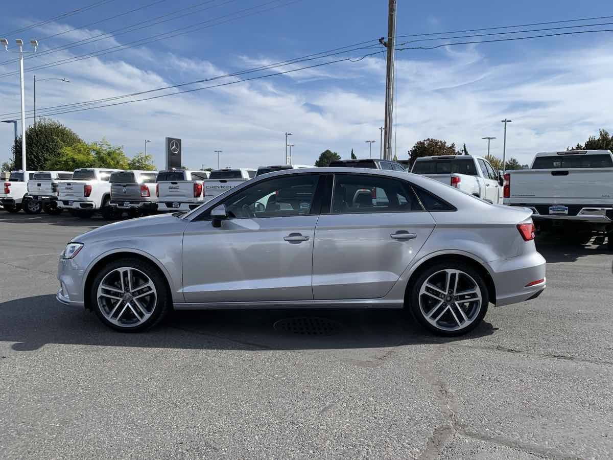 Used 2017 Audi A3 2.0T Premium w/ Convenience Package AWD/4WD image 4