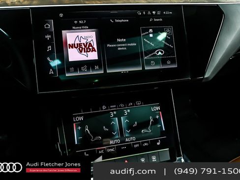 Used 2023 Audi e-tron Premium w/ Convenience Plus Package image 20