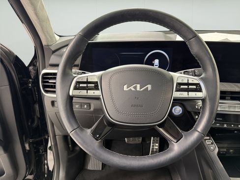 Used 2025 Kia Telluride SX Prestige AWD/4WD image 16