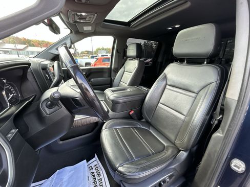 Used 2020 GMC Sierra 2500 Denali w/ Denali Ultimate Package image 12
