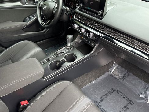 Certified 2025 Honda Civic Sport image 15