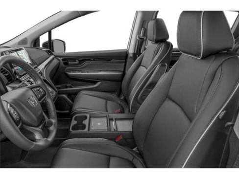 Used 2025 Honda Odyssey Touring image 9