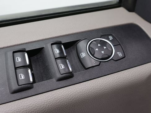 Used 2022 Ford F350 XLT w/ XLT Value Package image 38