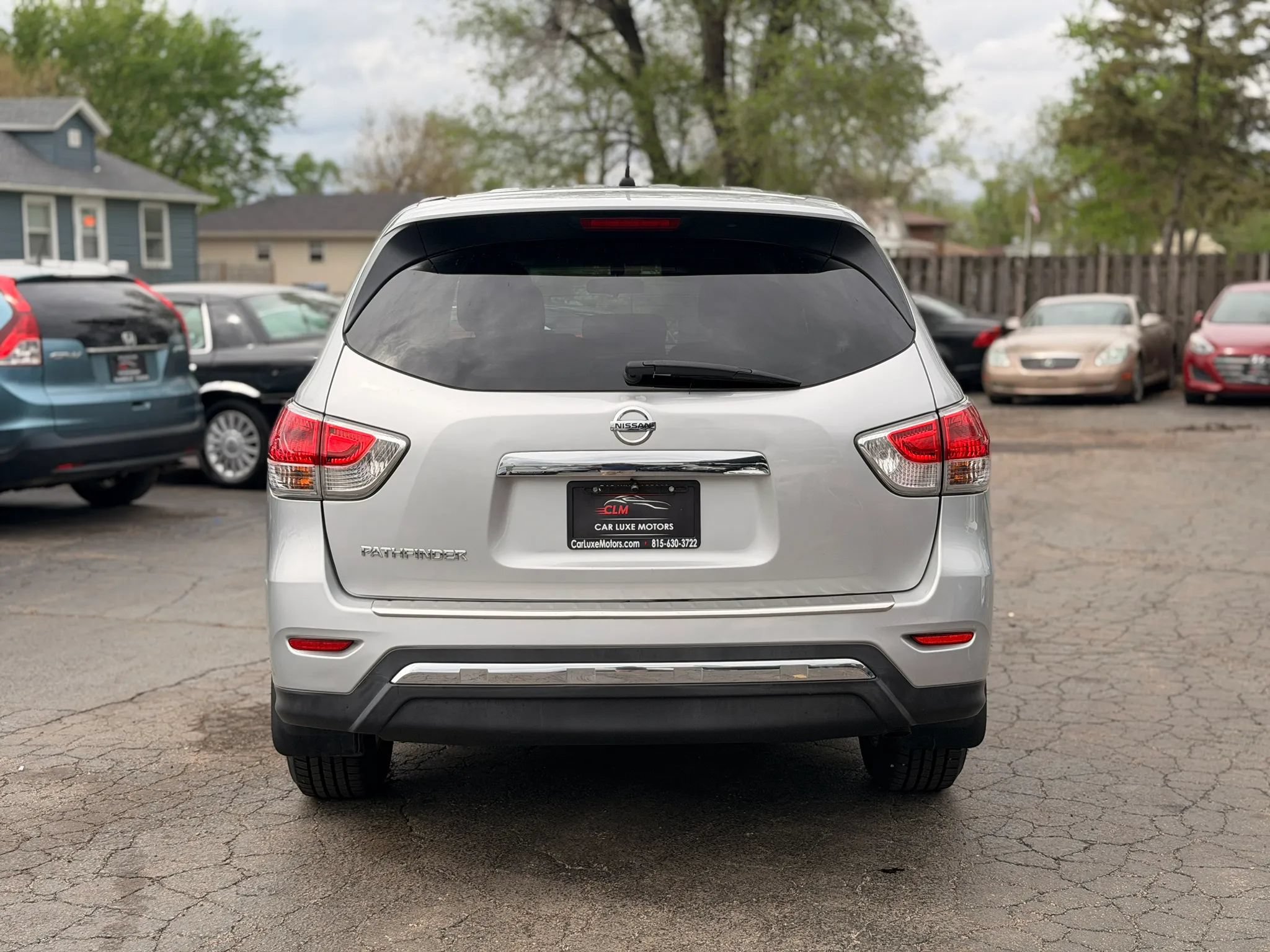 Used 2014 Nissan Pathfinder S FWD image 17