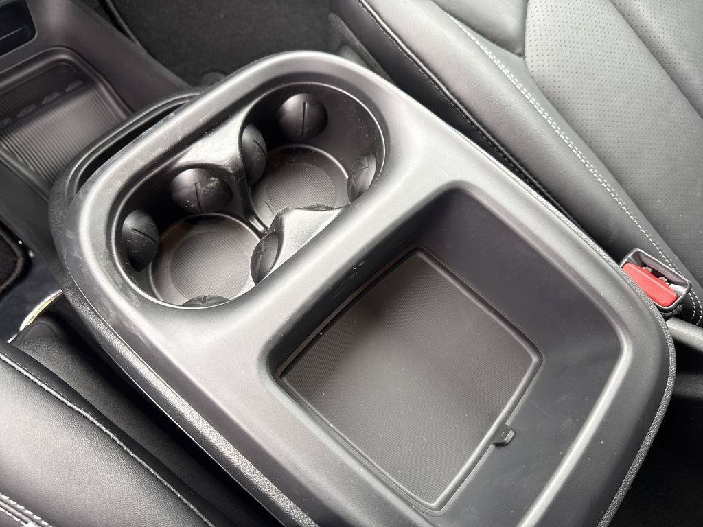 New 2026 Chrysler Pacifica Select FWD image 24