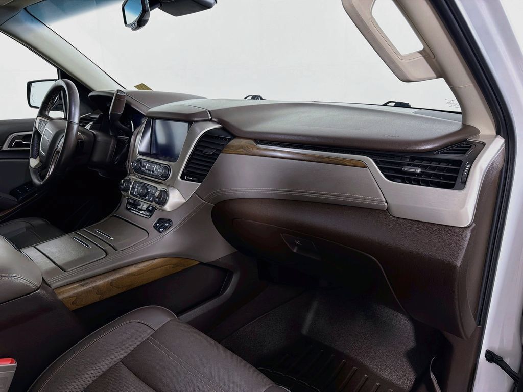 Used 2019 GMC Yukon Denali AWD/4WD image 29